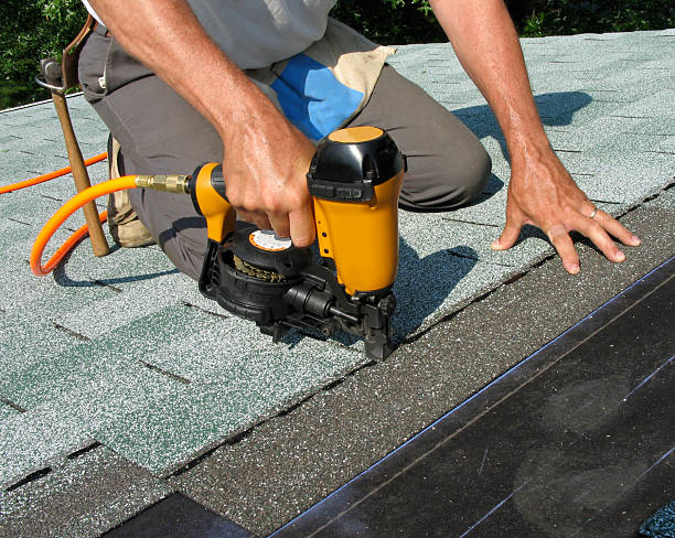 Roof Gutter Cleaning in Derby, KS